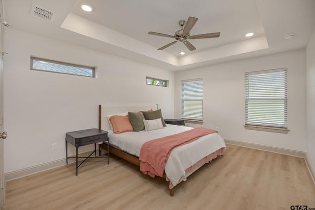 2245 Dogwood Park Blvd, Tyler, TX 75707