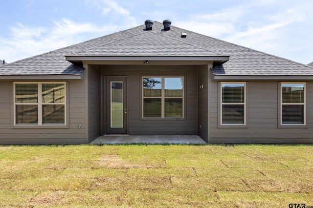 2245 Dogwood Park Blvd, Tyler, TX 75707
