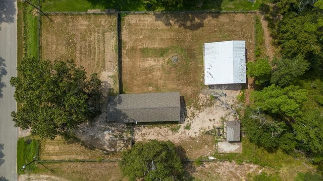 794 County Road 308, Cleveland, TX 77327