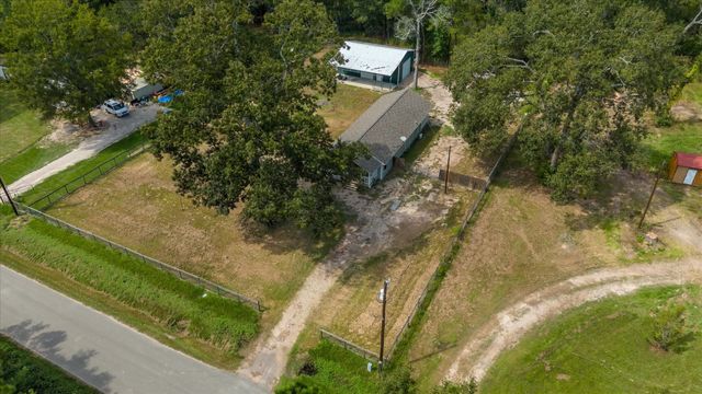 794 County Road 308, Cleveland, TX 77327