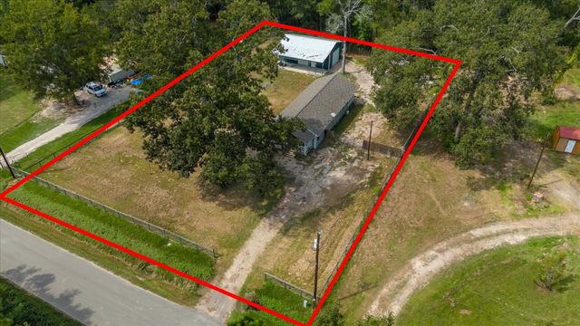 794 County Road 308, Cleveland, TX 77327