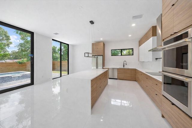 2441 WEBBER STREET, Sarasota, FL 34239