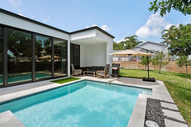2441 WEBBER STREET, Sarasota, FL 34239
