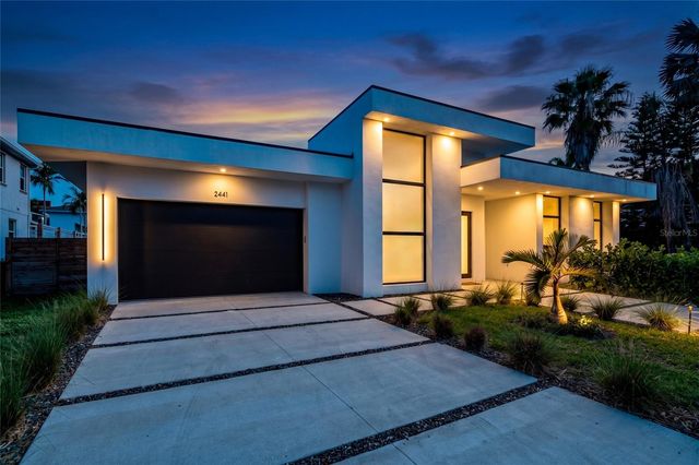 2441 WEBBER STREET, Sarasota, FL 34239