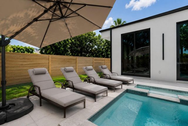 2441 WEBBER STREET, Sarasota, FL 34239