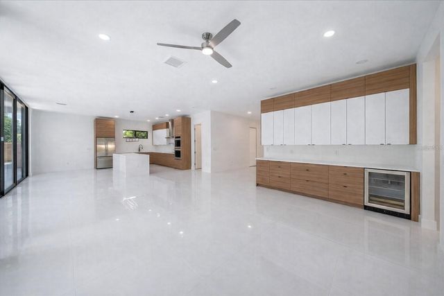 2441 WEBBER STREET, Sarasota, FL 34239