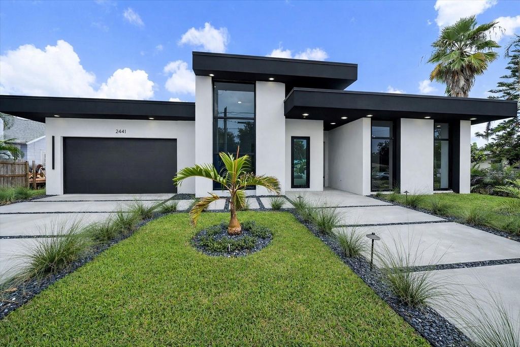 2441 WEBBER STREET, Sarasota, FL 34239