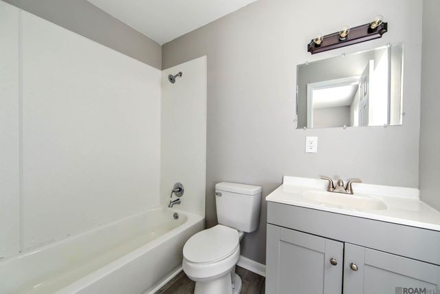 9181 Main St, Houma, LA 70363