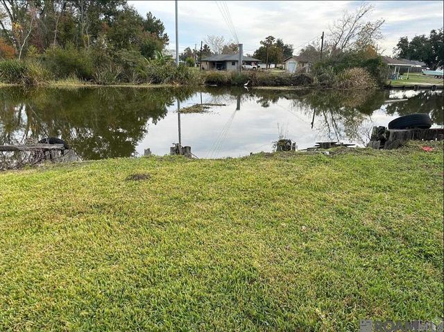 9181 Main St, Houma, LA 70363