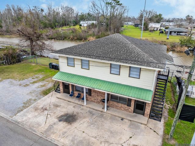 9181 Main St, Houma, LA 70363