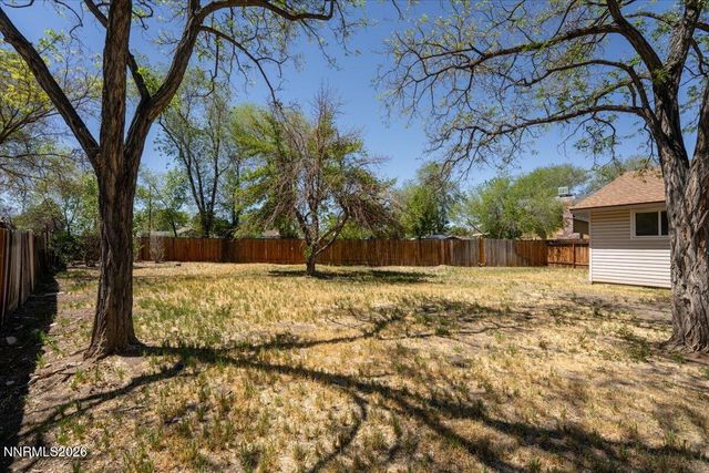 731 Desert View Court, Sparks, NV 89434