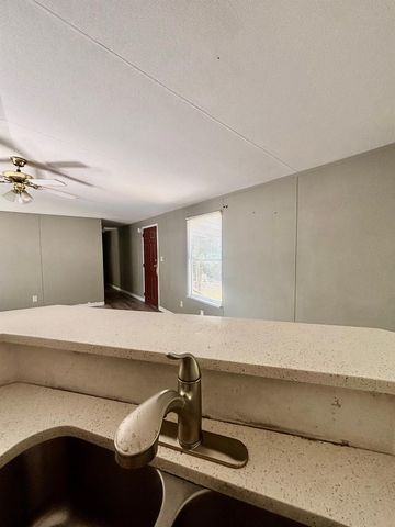 10 Fm 247 Road, Huntsville, TX 77320