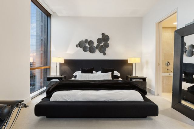 2200 Victory Avenue 1105, Dallas, TX 75219