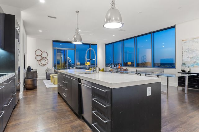 2200 Victory Avenue 1105, Dallas, TX 75219