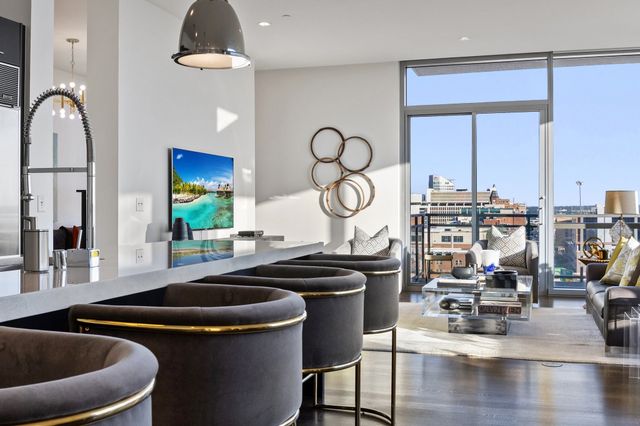 2200 Victory Avenue 1105, Dallas, TX 75219