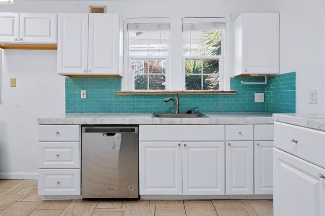 1035 73rd, Oakland, CA 94621