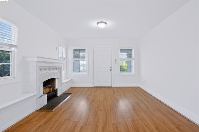 1035 73rd, Oakland, CA 94621