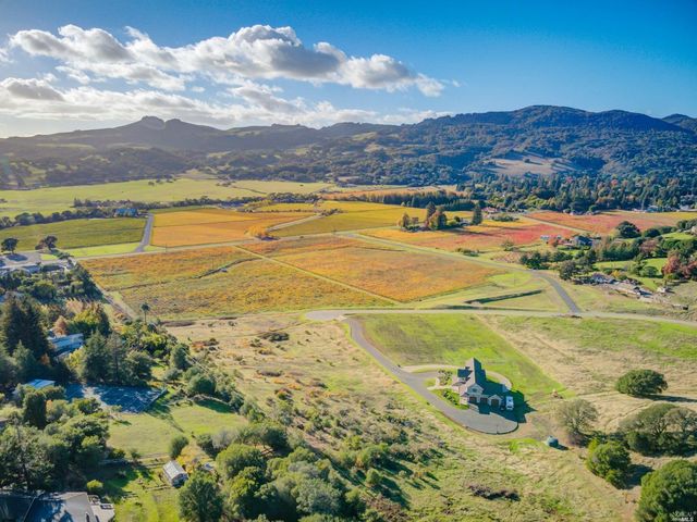 4144 Green Valley Rd, Fairfield, CA 94534