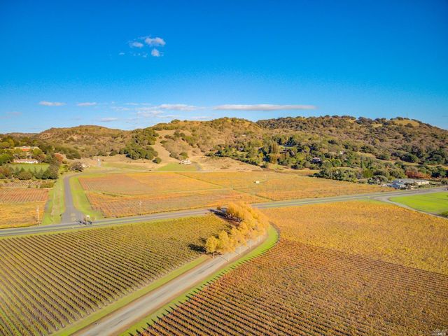 4144 Green Valley Rd, Fairfield, CA 94534