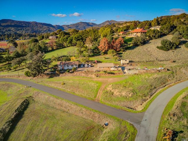 4144 Green Valley Rd, Fairfield, CA 94534