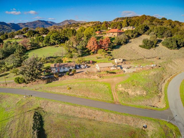 4144 Green Valley Rd, Fairfield, CA 94534