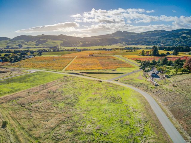 4144 Green Valley Rd, Fairfield, CA 94534