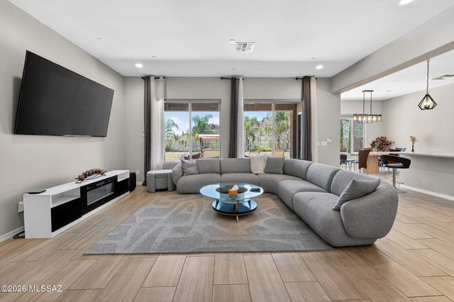 8514 W Spaulding Street, Tucson, AZ 85743