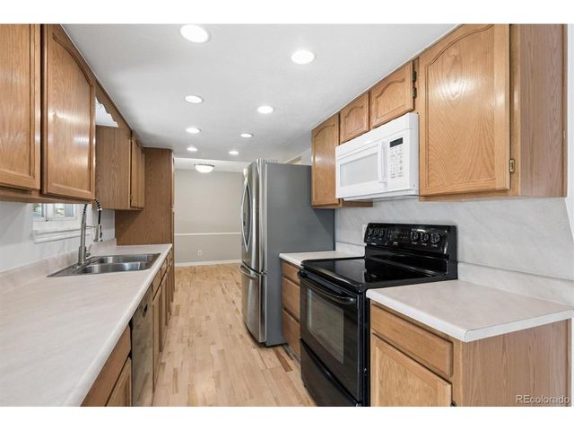 6400 W 83rd Pl, Arvada, CO 80003