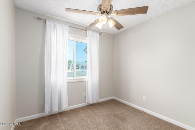 14401 N 35th Place, Phoenix, AZ 85032