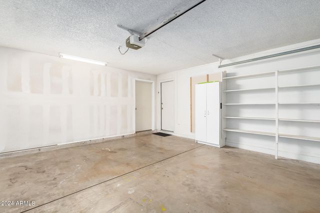 14401 N 35th Place, Phoenix, AZ 85032