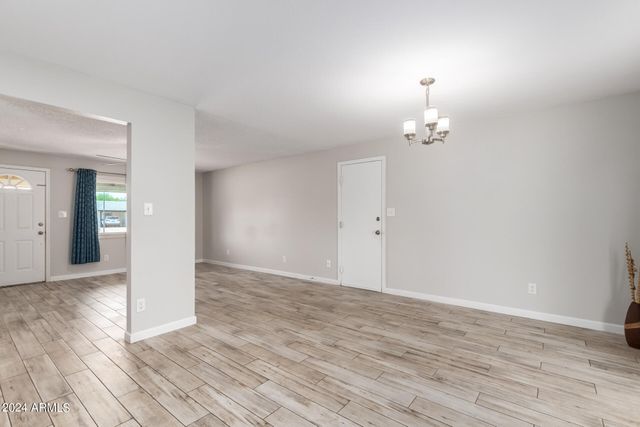 14401 N 35th Place, Phoenix, AZ 85032