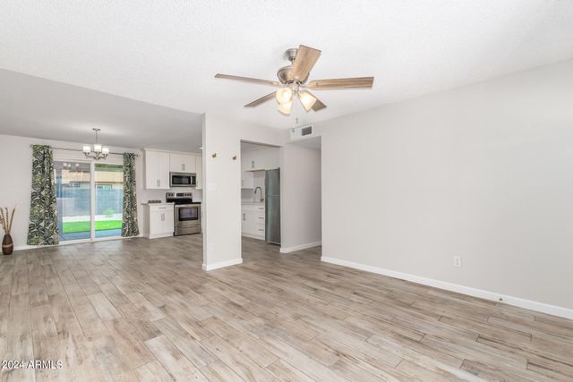 14401 N 35th Place, Phoenix, AZ 85032