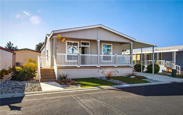 1300 W Menlo 94, Hemet, CA 92543