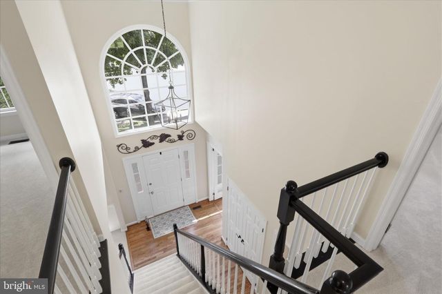 3801 WHEATGRAIN LN, Fairfax, VA 22033