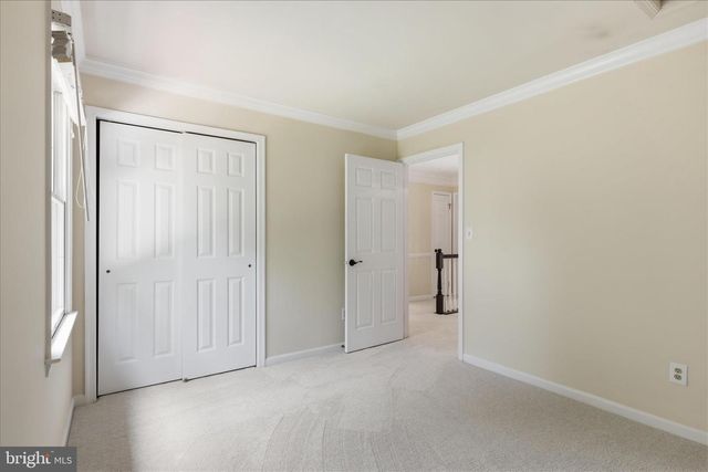 3801 WHEATGRAIN LN, Fairfax, VA 22033