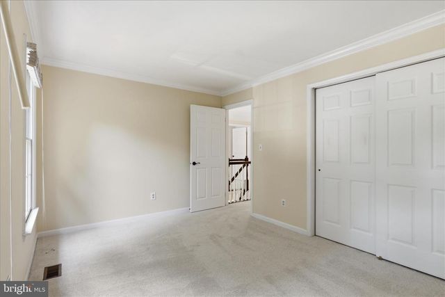 3801 WHEATGRAIN LN, Fairfax, VA 22033