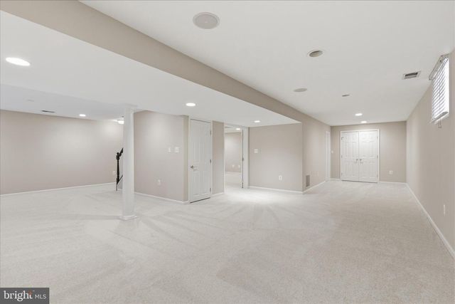 3801 WHEATGRAIN LN, Fairfax, VA 22033