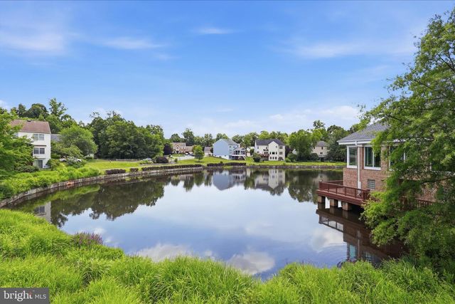 3801 WHEATGRAIN LN, Fairfax, VA 22033