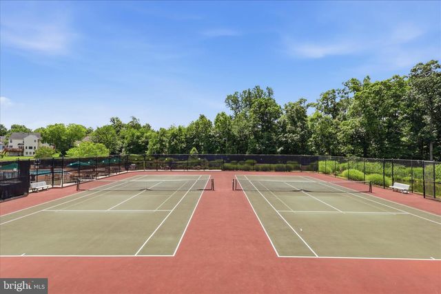 3801 WHEATGRAIN LN, Fairfax, VA 22033