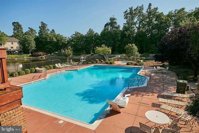 3801 WHEATGRAIN LN, Fairfax, VA 22033