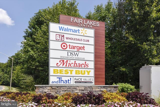 3801 WHEATGRAIN LN, Fairfax, VA 22033
