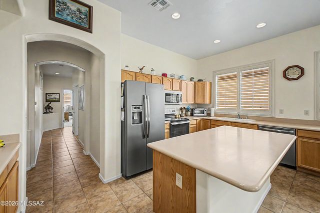 2329 W Calle Balaustre, Green Valley, AZ 85622