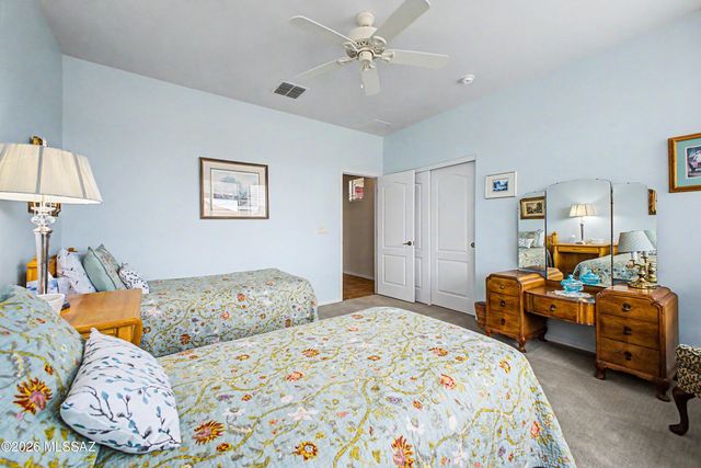 2329 W Calle Balaustre, Green Valley, AZ 85622