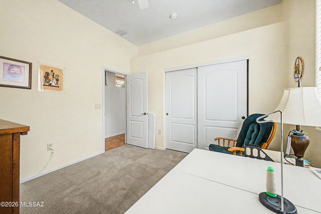 2329 W Calle Balaustre, Green Valley, AZ 85622