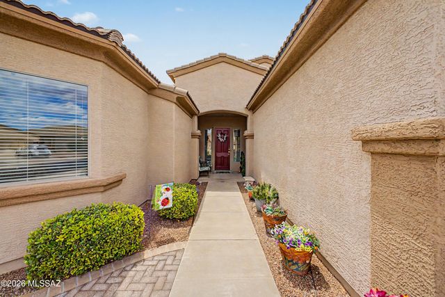 2329 W Calle Balaustre, Green Valley, AZ 85622
