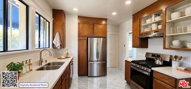 184 S Harvard Boulevard, Los Angeles, CA 90004