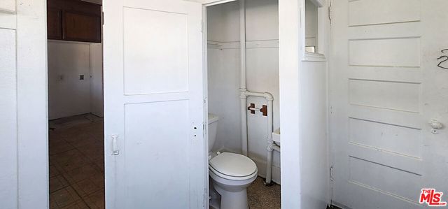 184 S Harvard Boulevard, Los Angeles, CA 90004