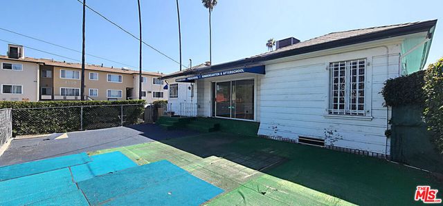 184 S Harvard Boulevard, Los Angeles, CA 90004