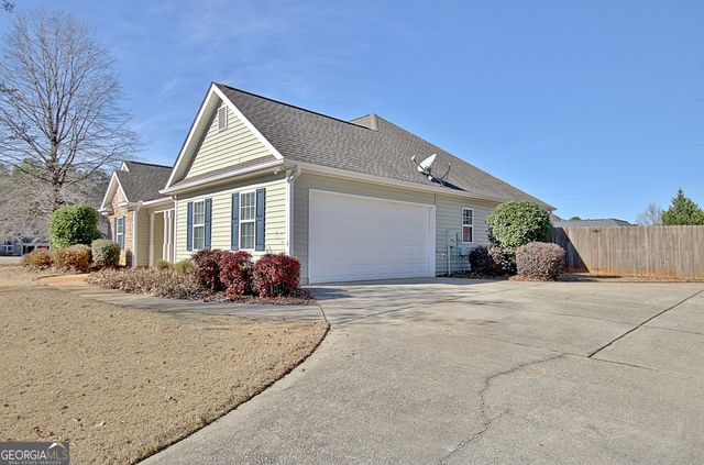 15 Autumn Creek, Senoia, GA 30276