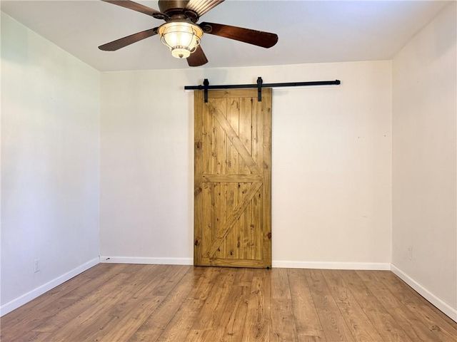 1310 E 13th Court, Trenton, MO 64683